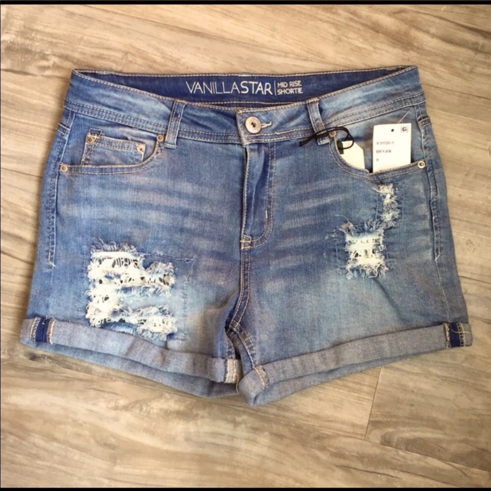 🔥🔥3 /$18 🔥🔥Vanilla Star Mid Rise Shorties